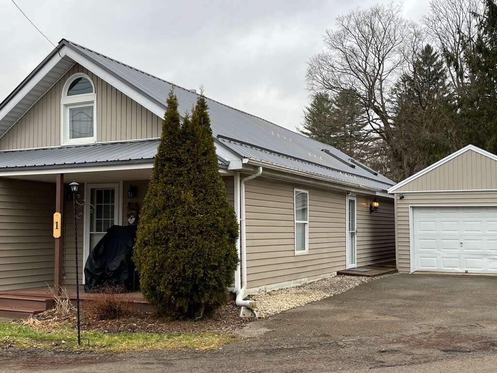 Snowflake ski lodge 2 Bedroom Vacation Place for Rent in Ellicottville