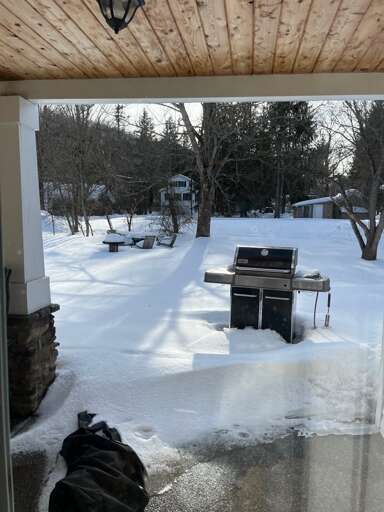 Natural gas fireplace Natural gas fireplace