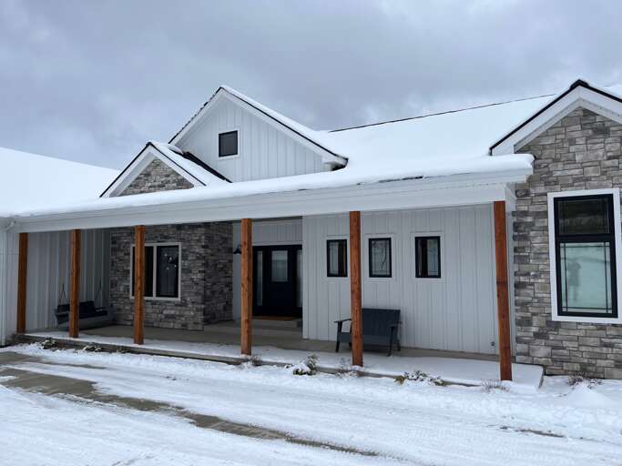 Enter from the driveway  - plenty of parking