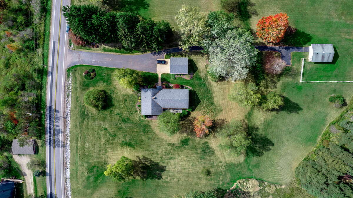 7060 Breathtaking views 4 Bedroom Holiday Rental in Ellicottville NY