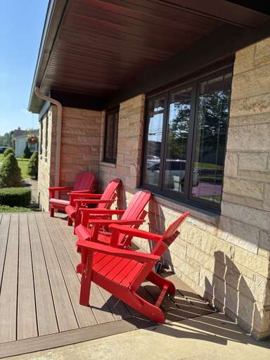 Enjoy our four season home  - Summertime enjoyment