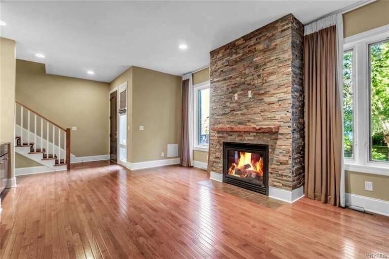 Gas Fireplace in living area Gas Fireplace in living area