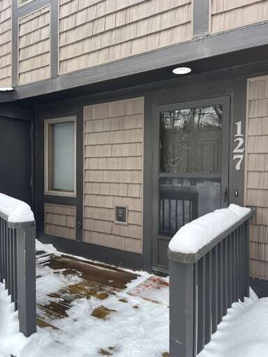 127 Holiview  - The woods