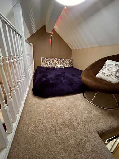 Loft Sleeping (bedroom 2)