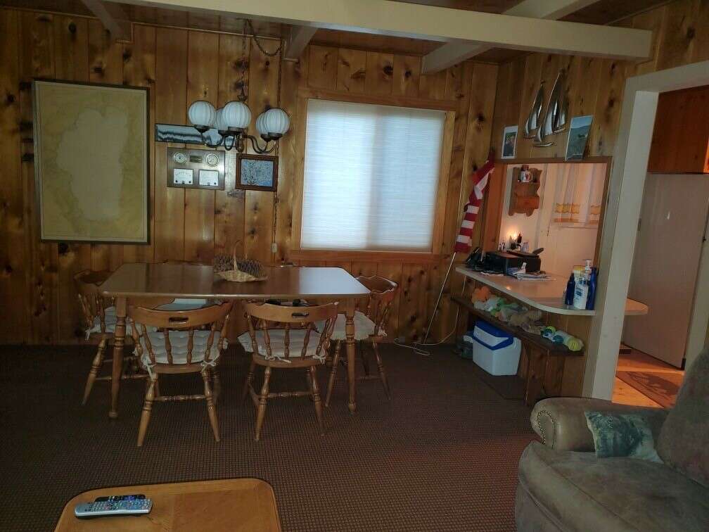 Lake Vista Ski Cabin in Carnelian Bay, CA 3 Bedrooms Sleeps 4