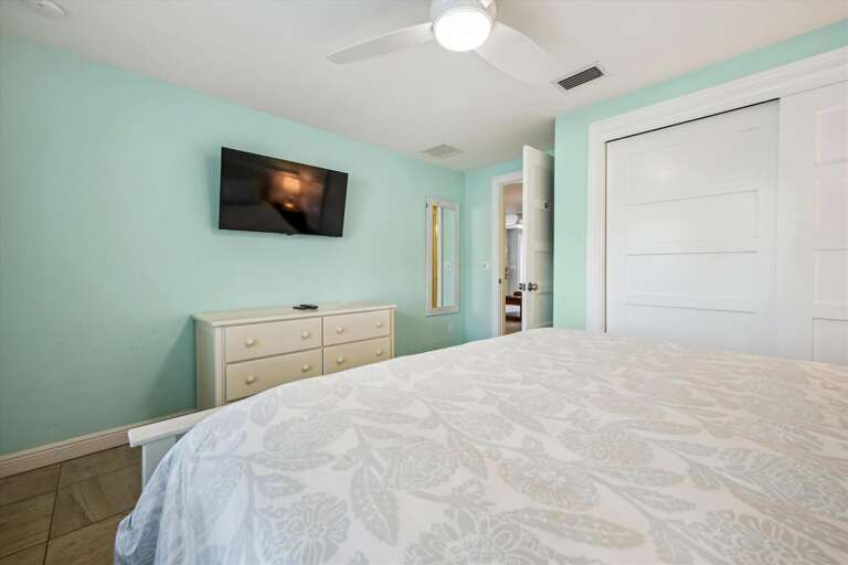 Master Bedroom Master Bedroom