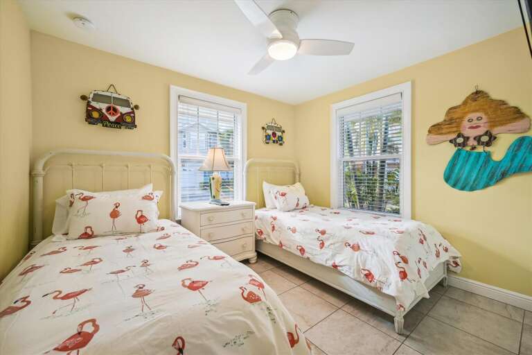 Twin Bedroom Twin Bedroom