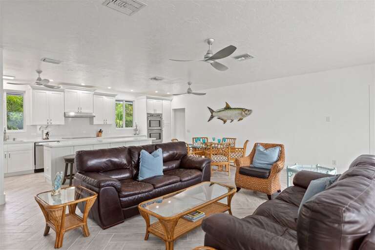 Comfortable couches.