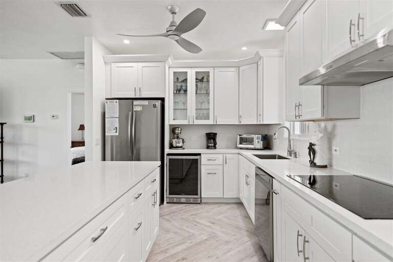 Newly updated kitchen.