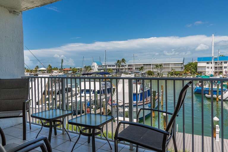 2nd level balcony views