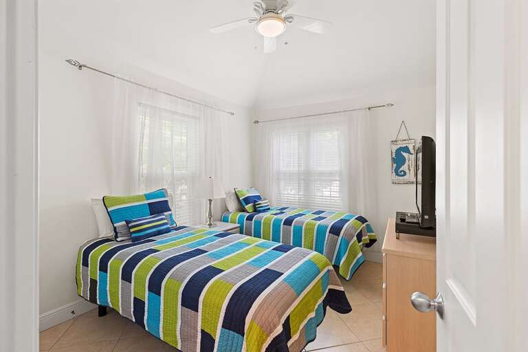 Third bedroom on the 2nd level with two twin beds.