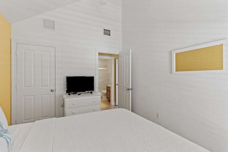 Dreams reign supreme in this queen bed room on the 2nd level. Shares a balcony with bed room 3.