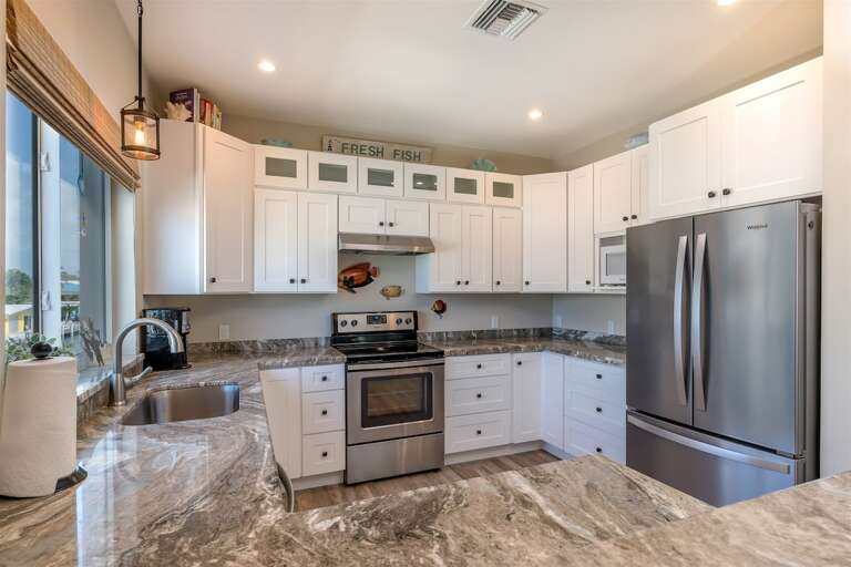 The full kitchen. The full kitchen.