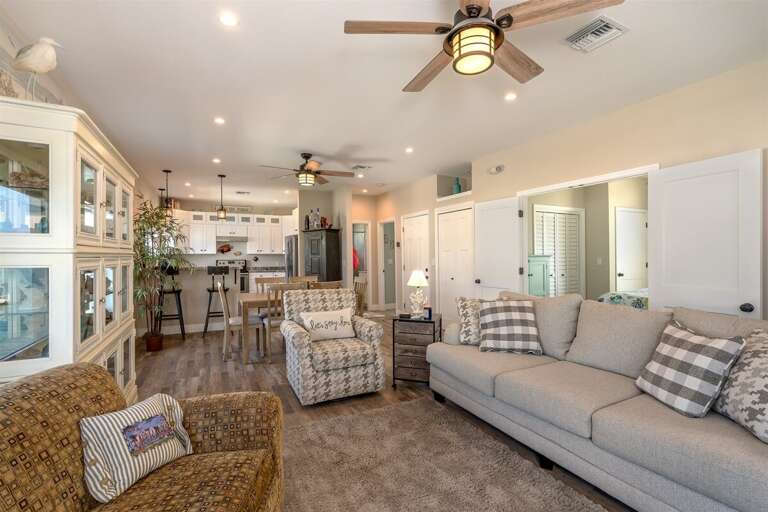 Open-concept dining area, living area and full kitchen. Open-concept dining area, living area and full kitchen.