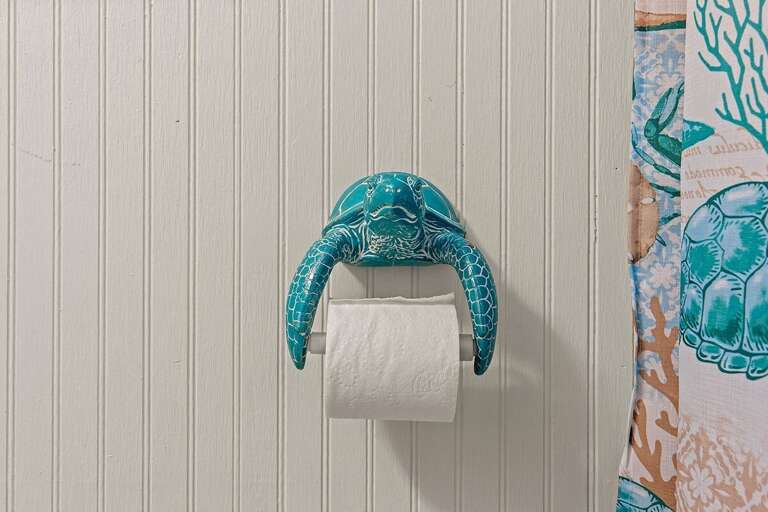 Thoughtful coastal decor.