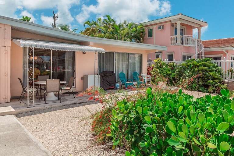 Soak up the Florida sunshine Soak up the Florida sunshine