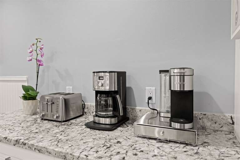 Small kitchen appliances for use.