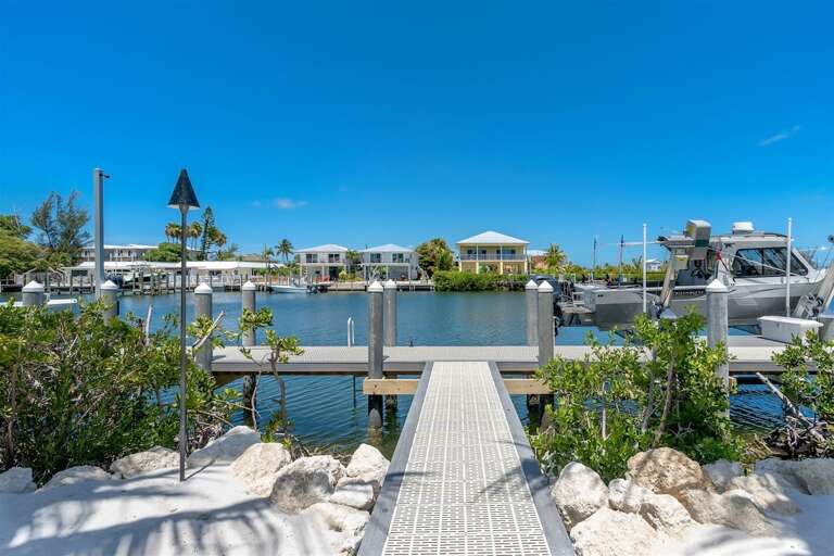 85 ft dock. 85 ft dock.