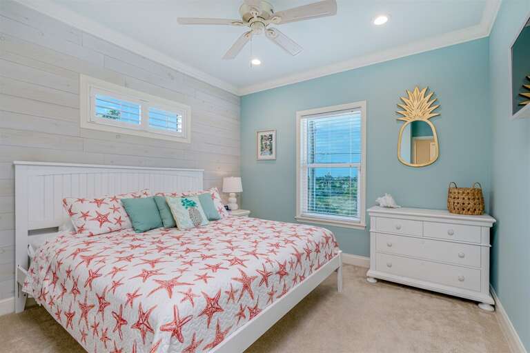 upstairs bedroom 2 with king size bed & smart TV