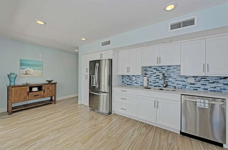 1st level kitchenette