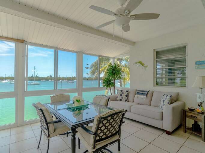 Stunning open ocean views right ffrom the comfort of indoors. Stunning open ocean views right ffrom the comfort of indoors.