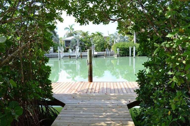 Walk way to dock area