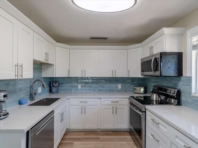 2nd level main kitchen stocked with all of the essentials