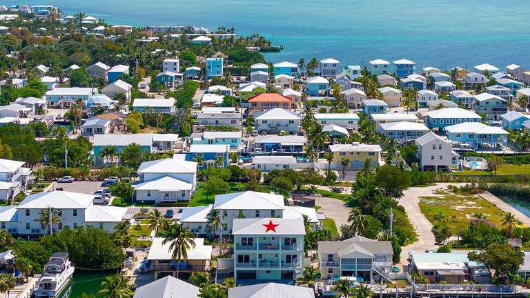 Aerial views this house has the red star on it.
