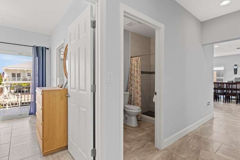 Hallway to 2nd level bedrooms & bathrooms.