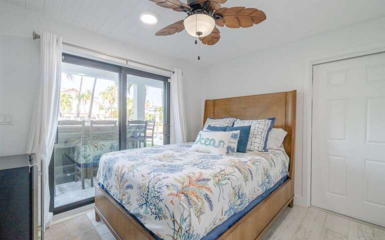 Bedroom 4 on the 1st level, a cozy haven with a queen-sized bed, complete with entertainment and climate control for the ultimate in comfort. Bedroom 4 on the 1st level, a cozy haven with a queen-sized bed, complete with entertainment and climate control for the ultimate in comfort.