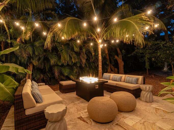 Have an amazing evening by the pool.