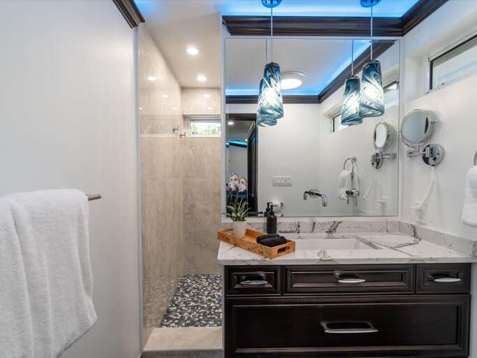 Bay Suite Ensuite bathroom
