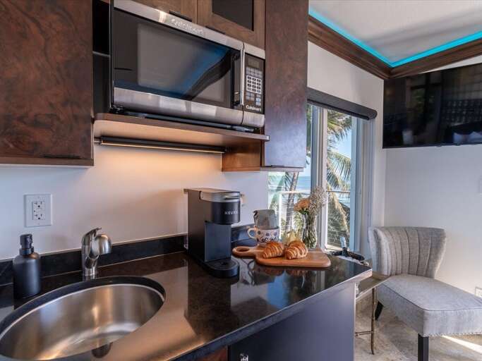 Penthouse suite kitchenette