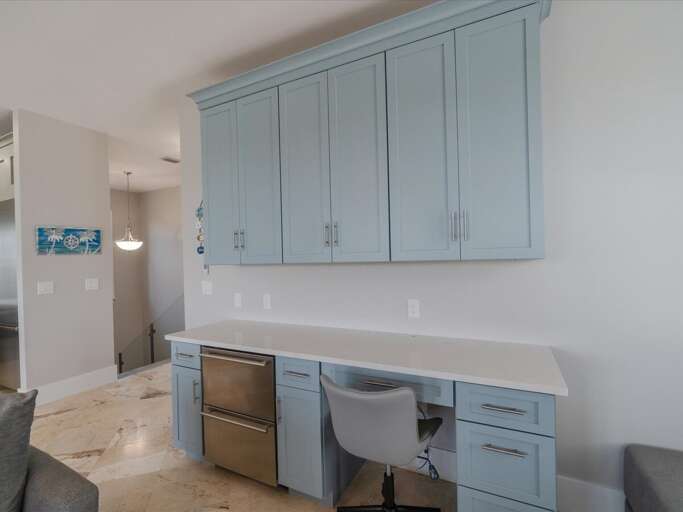 Workdesk with built-in cold drawers. Workdesk with built-in cold drawers.