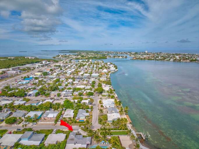 Wake up to breathtaking sunrise and ocean views every morning at this luxury Florida Keys rental, offering a peaceful and inspiring coastal retreat.