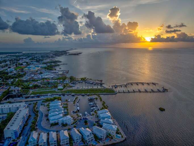 Spacious and modern, this luxury rental property in Marathon offers premium outdoor living, ideal for families and groups.