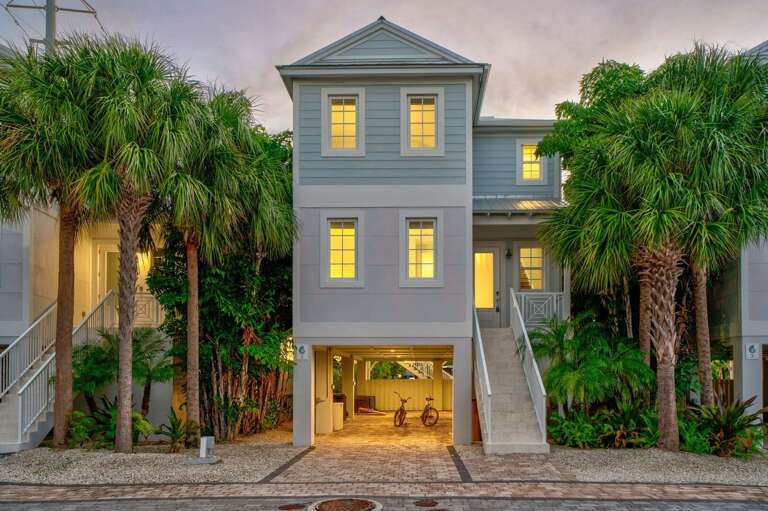 Watch the sun rise and set over the Gulf and Atlantic waters from this spacious Marathon FL rental.