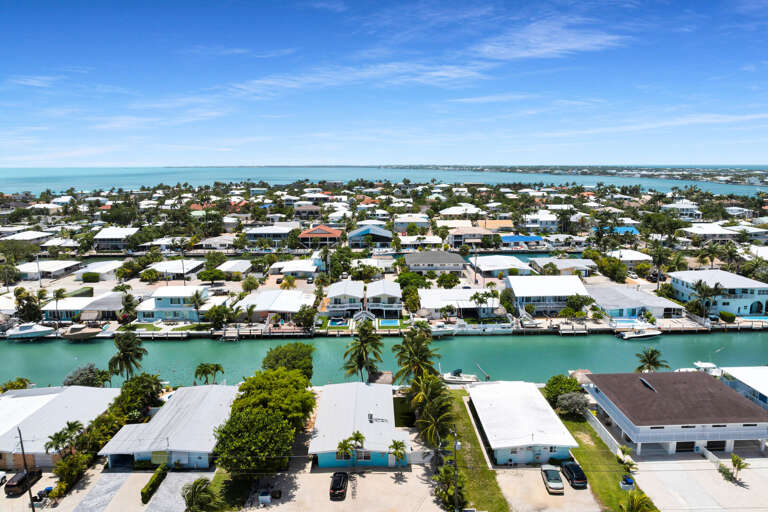 Guests enjoy access to the Key Colony Beach Cabana Club, featuring a private beach, bar, dining, and Olympic-size pool exclusive to Key Colony Beach residents and guests.
