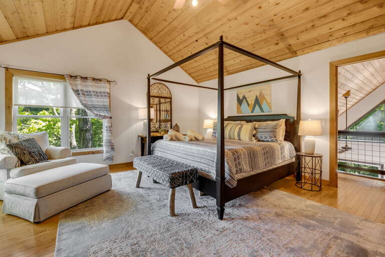 Upper Level - Main Suite/Bedroom One - King Bed