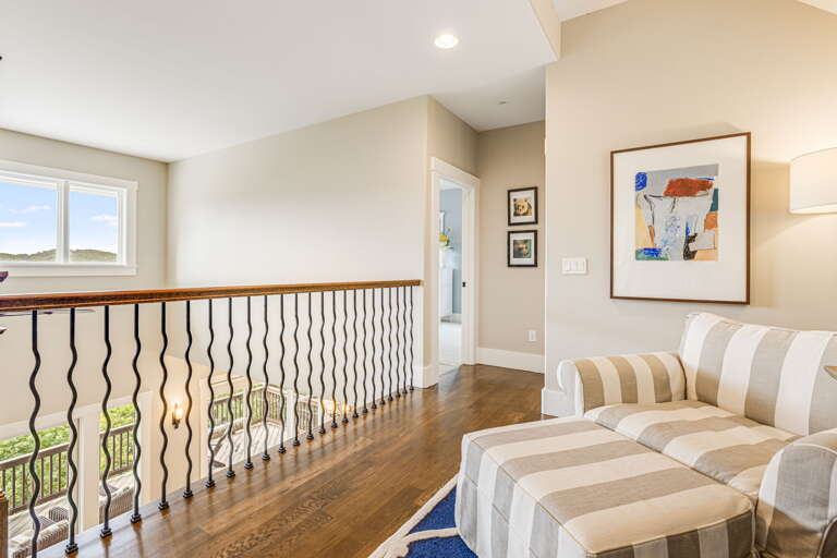Upper Level Landing