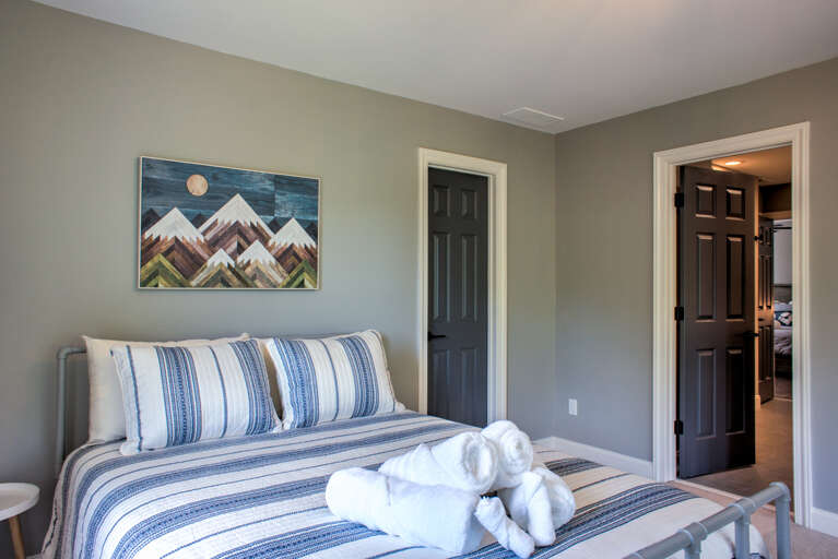 Upper Level - Bedroom Three - 2 Queen Beds