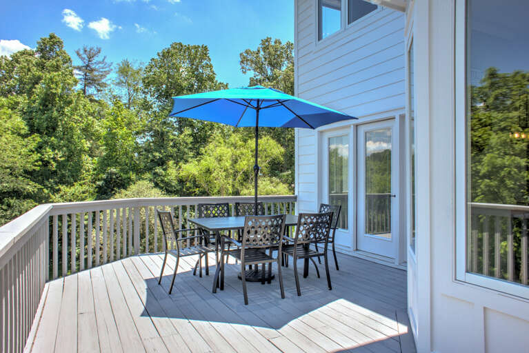 Upper Deck with Dining Area