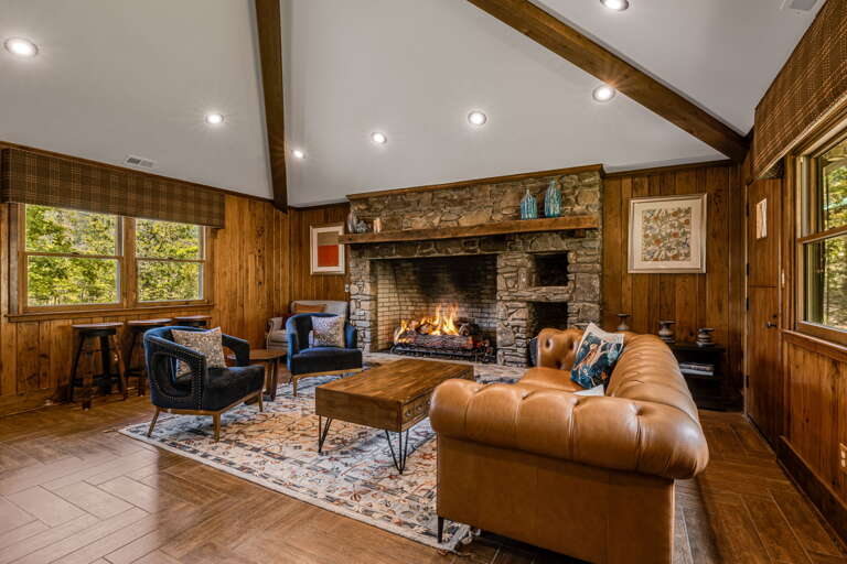 Billiard Lounge w/ Gas Fireplace Billiard Lounge w/ Gas Fireplace