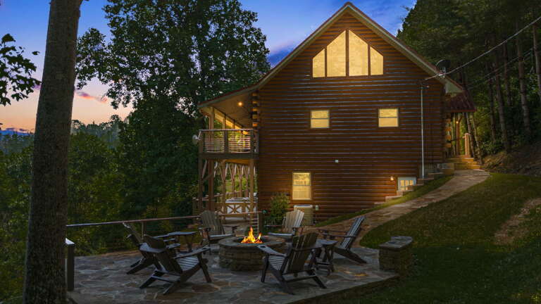 Roast Marshmallows Over the Fire Pit