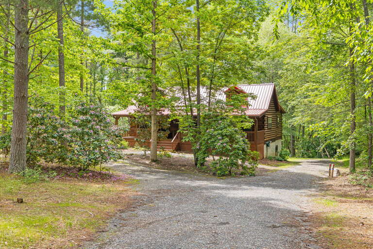 Hidden Pond Driveway