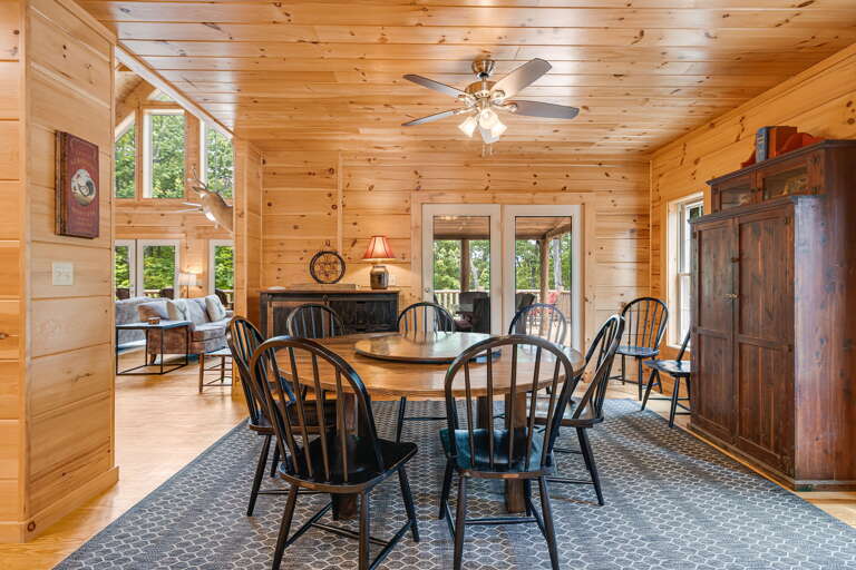 Dining Area w/ Deck Access