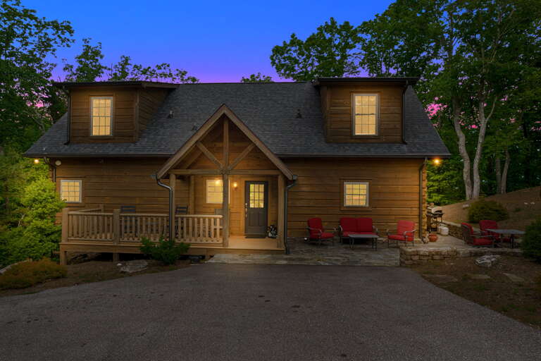 Enjoy Your Stay At High Top Mountain Lodge!