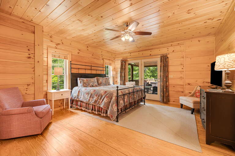 Main Level - Main Suite/Bedroom One - King Bed