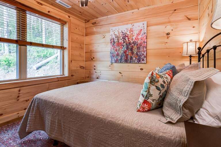 Upper Level - Bedroom Two - Queen Bed