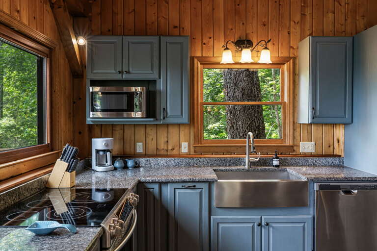 Fully Equipped Kitchen Fully Equipped Kitchen